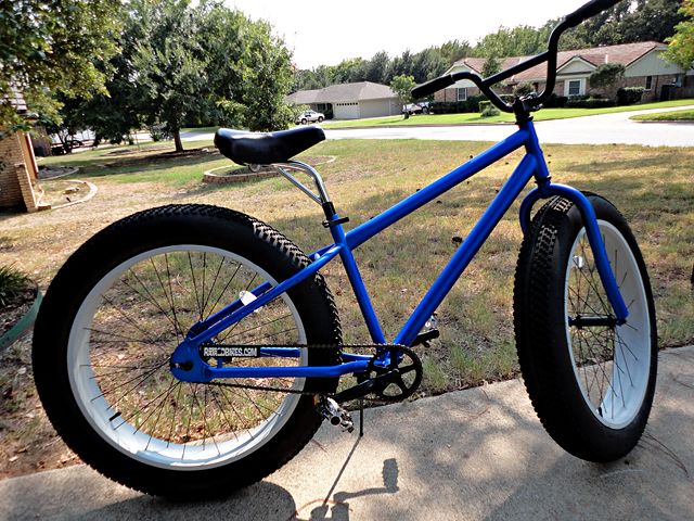 mongoose beast fat tire bike